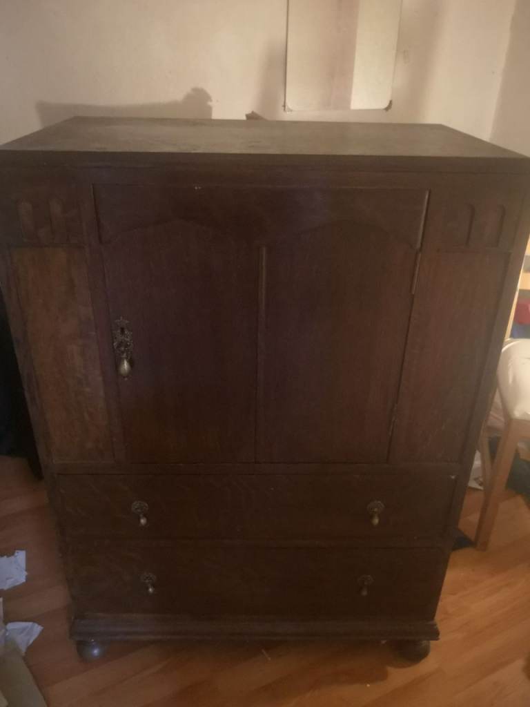 Solid wooden 2 drawer storage unit