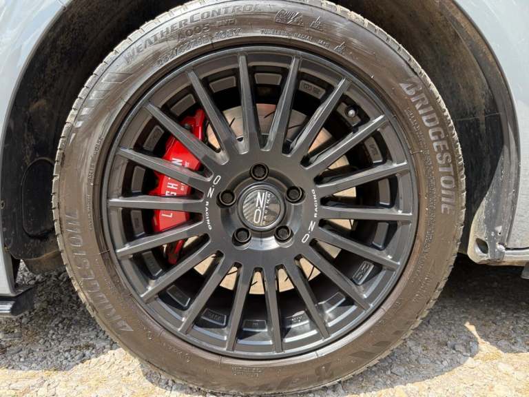 VW Transporter T32 Kombi 204 DSG Highline, Huge Spec, Genuine Leighton Van Model