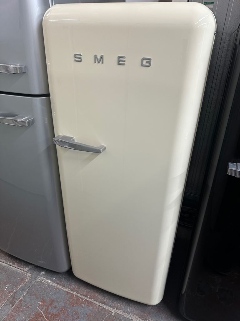 CREAM SMEG FAB28 FRIDGE FREEZER 
