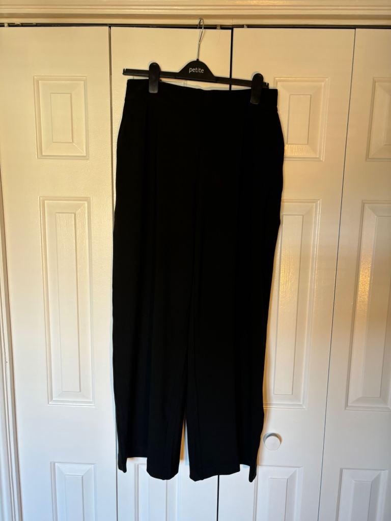 NEW all sizes - Hilary Radley Straight Legged Smart/Casual Trousers