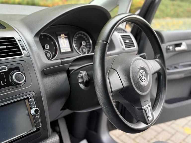 Volkswagen Touran 1.4 TSI SE DSG Euro 5 5dr