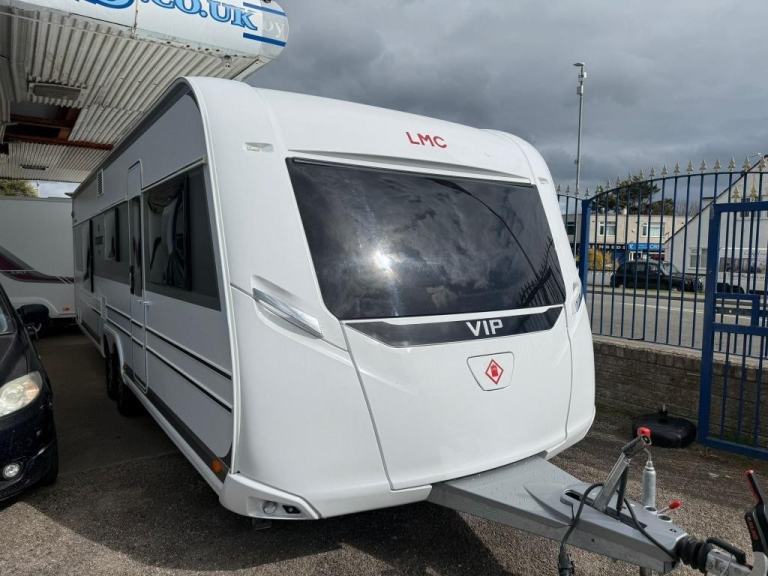 2022 LMC 685 Exquisite VIP 