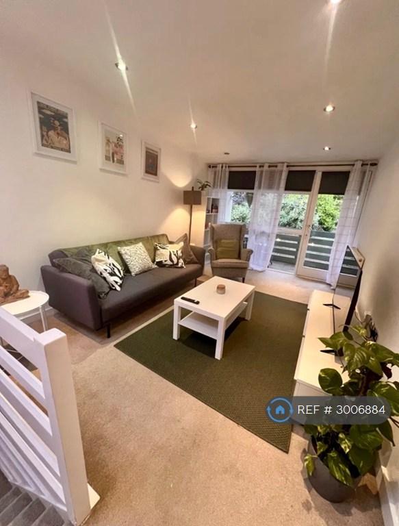 2 bedroom house in Gloucester St, Bristol, BS8 (2 bed) (#3006884)