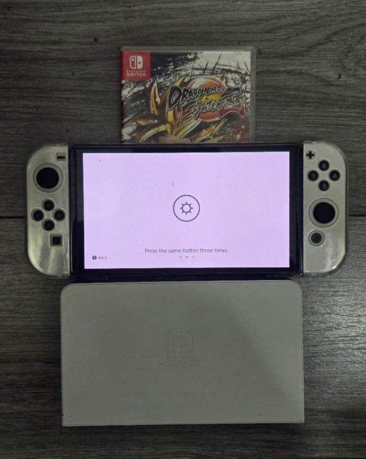 NINTENDO SWITCH OLED WHITE WITH RECEIPT