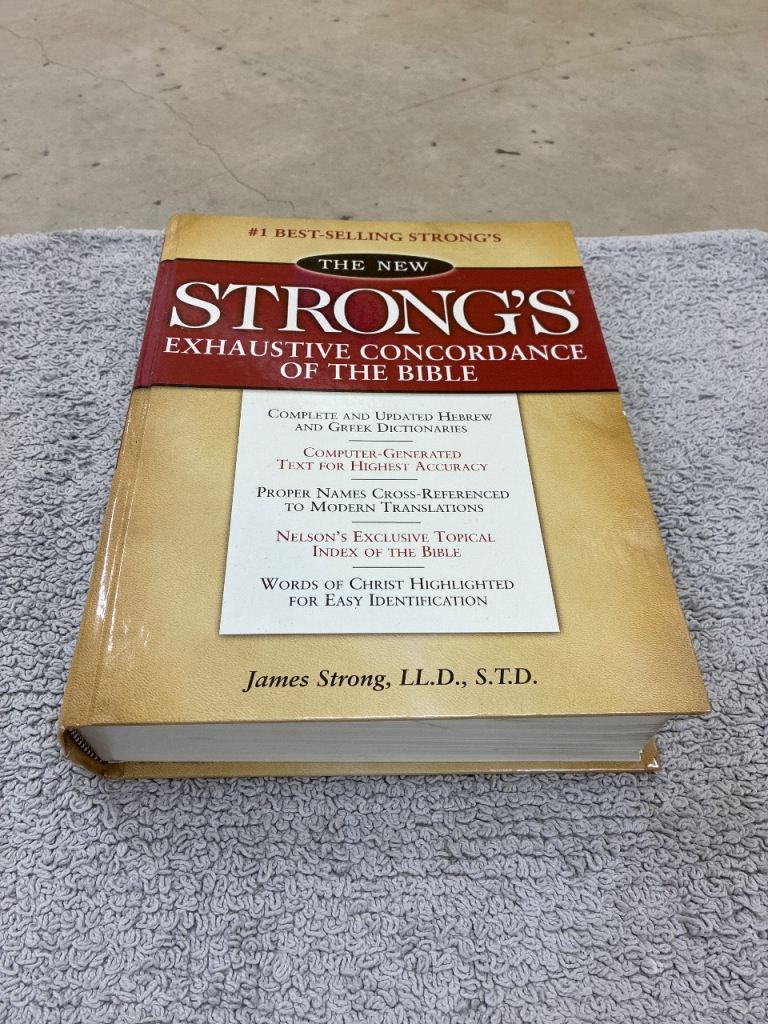 Strong's Exhaustive Concordance of the Bible - like new Condition