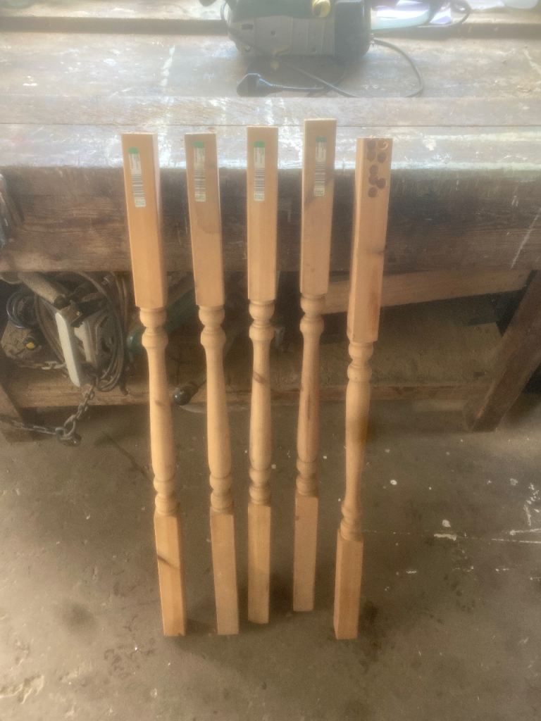 Richard Burbidge Colonial Green Softwood Deck spindle (L)0.9m (W)41mm (T)41mm