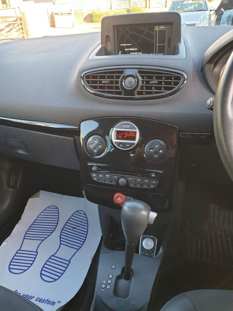 Auto Renault, CLIO, Estate, 2012, Other, 1598 (cc), 5 doors