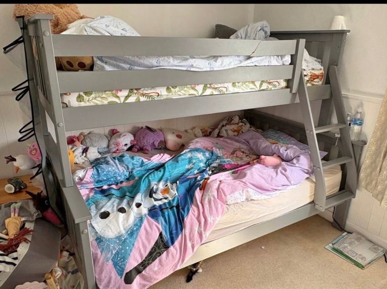 Bunk bed and mattress 