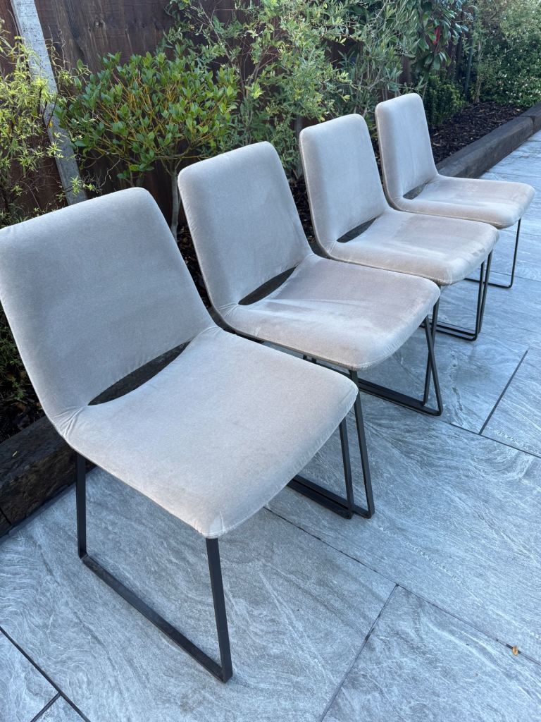 image for Walz plus - dinning chairs x4 
