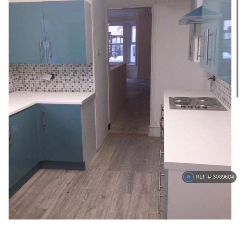 3 bedroom house in Hastings Avenue, Margate, CT9 (3 bed) (#3039604)