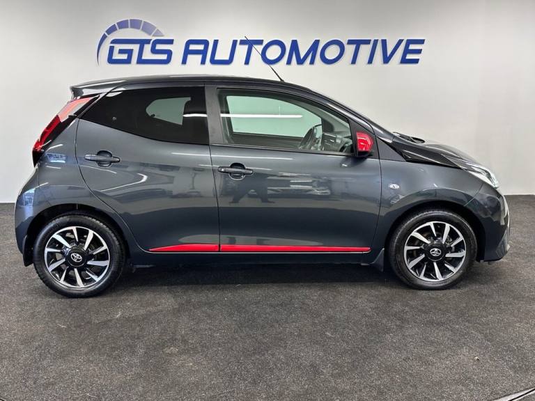 2020 Toyota AYGO 1.0 VVT-i X-TREND FUNROOF X-SHIFT AUTO FIVE DOOR 70 BHP Hatchback Petrol Automatic