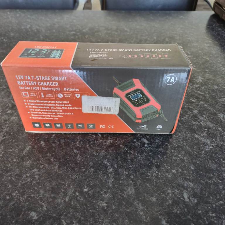 12V 7A Smart Car & Motorcycle Battery Charger – As new in Box