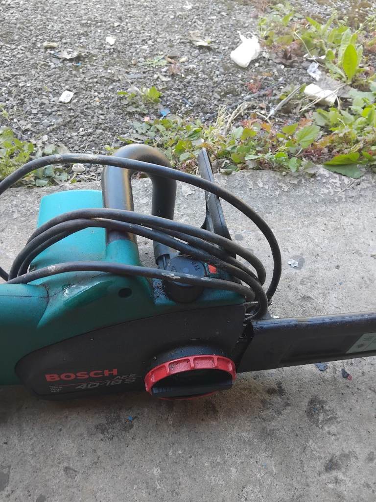 electric chainsaw 