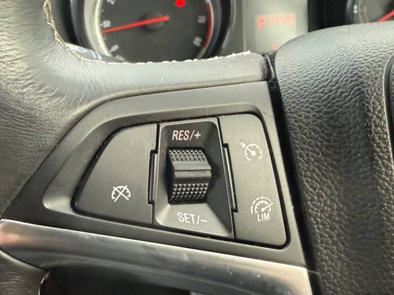 2014 Vauxhall Mokka 1.4T Exclusiv 5dr Auto HATCHBACK PETROL Automatic