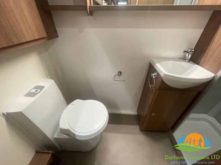 Bailey Phoenix 644 2019