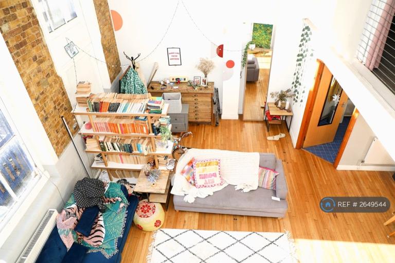 2 bedroom flat in Principal Square, London, E9 (2 bed) (#2649544)