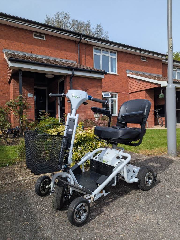  Quingo Air 2 Mobility Scooter - Excellent Condition - 5-Wheel Stability - With Accessories