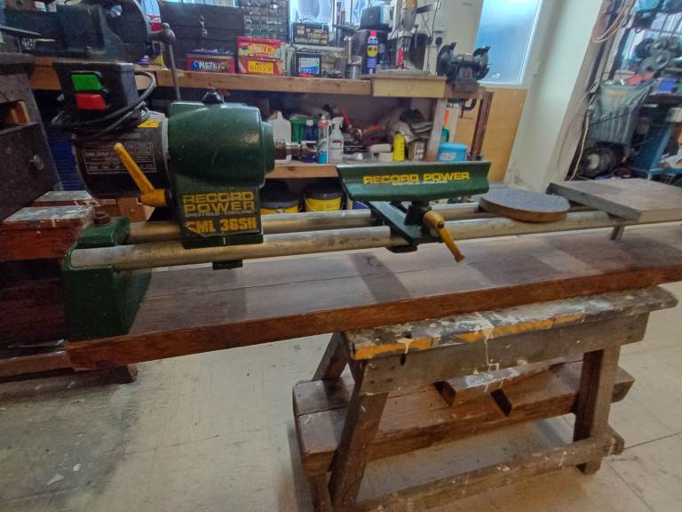 Record Power CML 36SH Wood Lathe with Turning Tools
