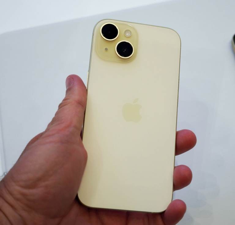 Like New Used Apple Iphone 15 Unlocked One Year Warranty  