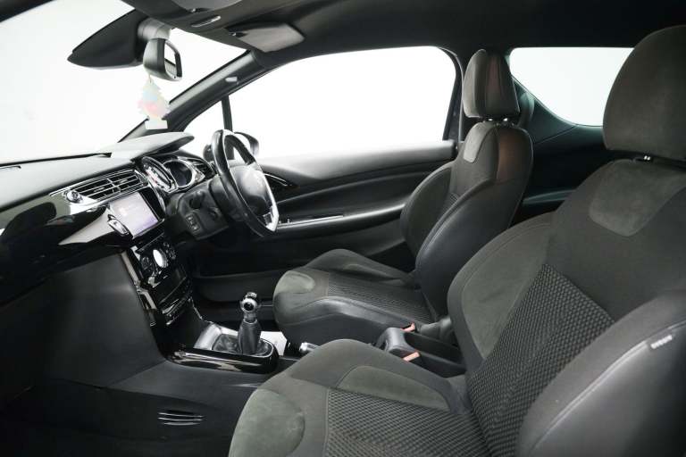 2016 DS Automobiles DS 3 1.6 BlueHDi Prestige Euro 6 (s/s) 3dr HATCHBACK Diesel Manual