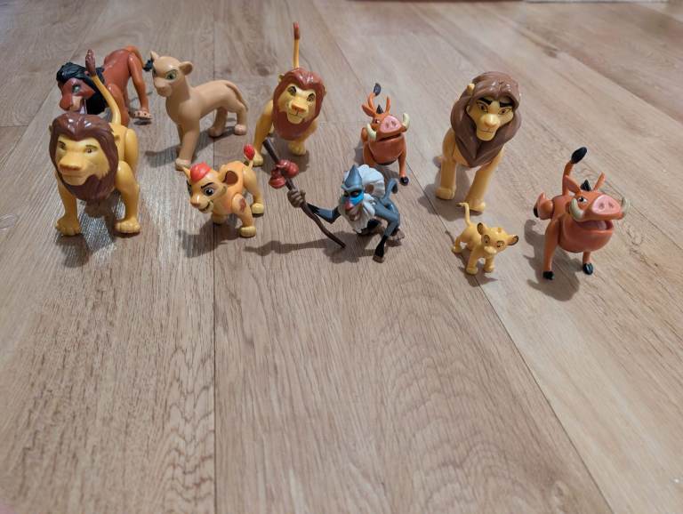 Disney lion king figures