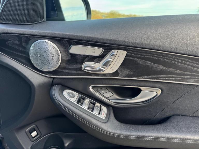 2017 Mercedes-Benz C Class C200d AMG Line Premium Plus 4dr Auto SALOON DIESEL Automatic