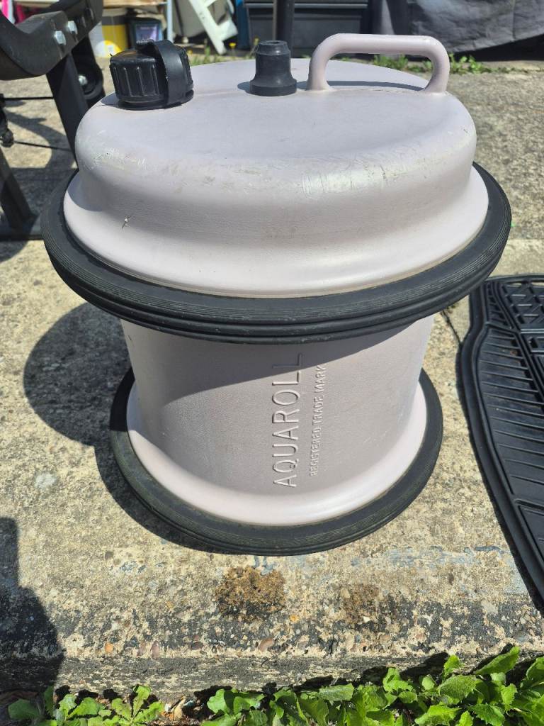 Camping 40L Aquaroll Camping Water Barrel