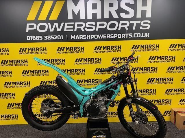 Montesa 301 RR 4RT 2026 Model,  2 Hours use!!