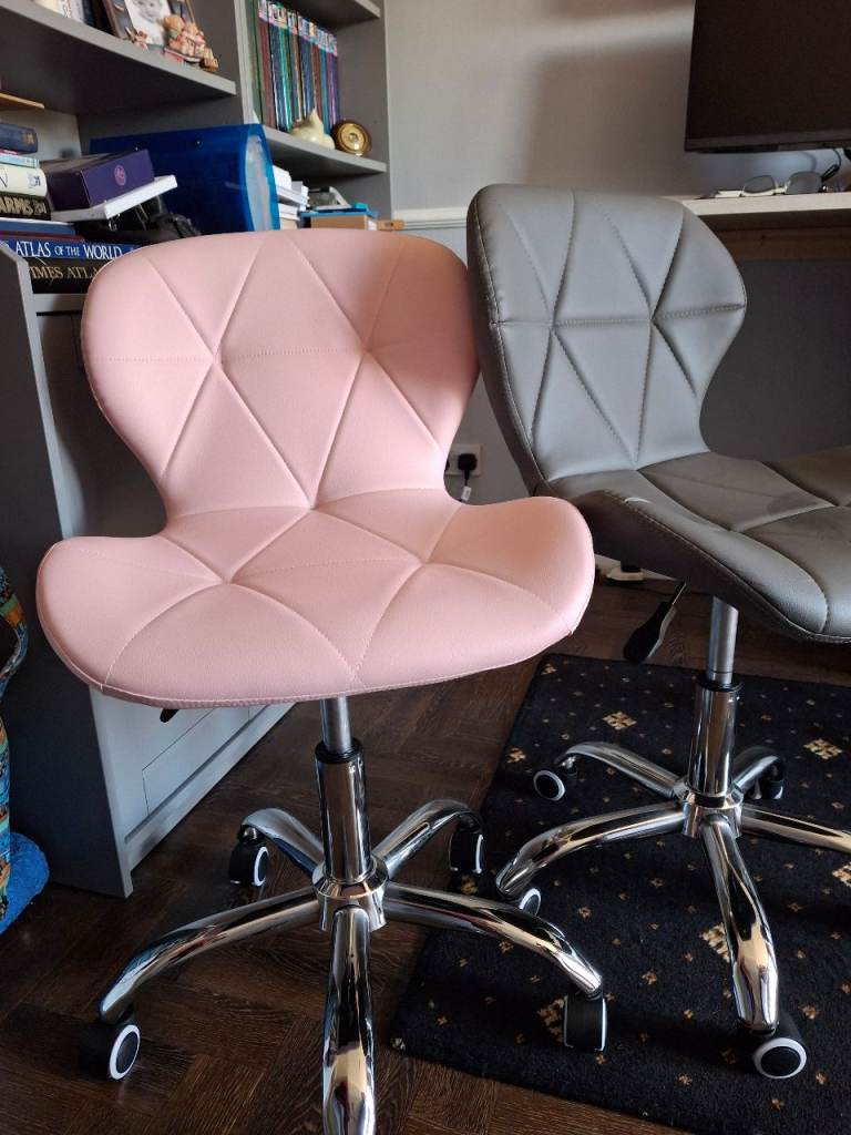 New Grey Office Chair – Unused Computer Swivel Chair