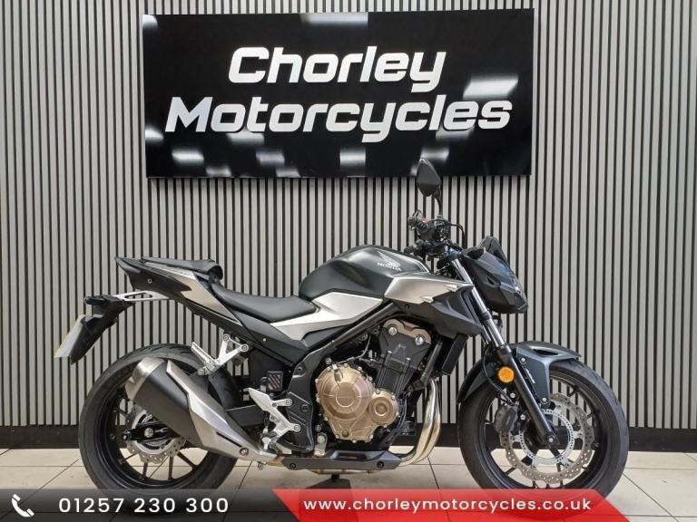 2020 Honda CB500  Naked sports in black with just 3780 miles, fantastic cond