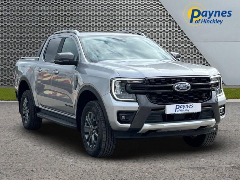 2025 Ford Ranger Wildtrak 4x4 Double Cab 4x4 3.0L 240PS AUTO in Iconic Silver