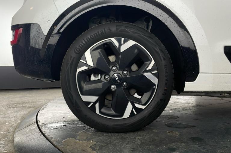  Kia Niro Electric 64.8kwh 4 Suv 5dr Electric Auto 201 Bhp Electric