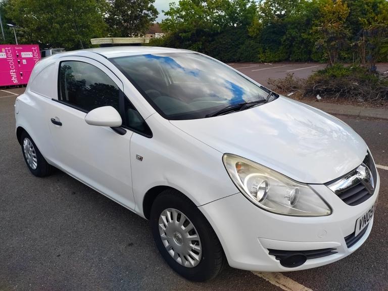 VAUXHALL CORSAVAN 1.3 CDTI 2009 2 OWNERS WITH FULL SERVICE HISTORY LONG MOT DRIVES PERFECTLY NO VAT