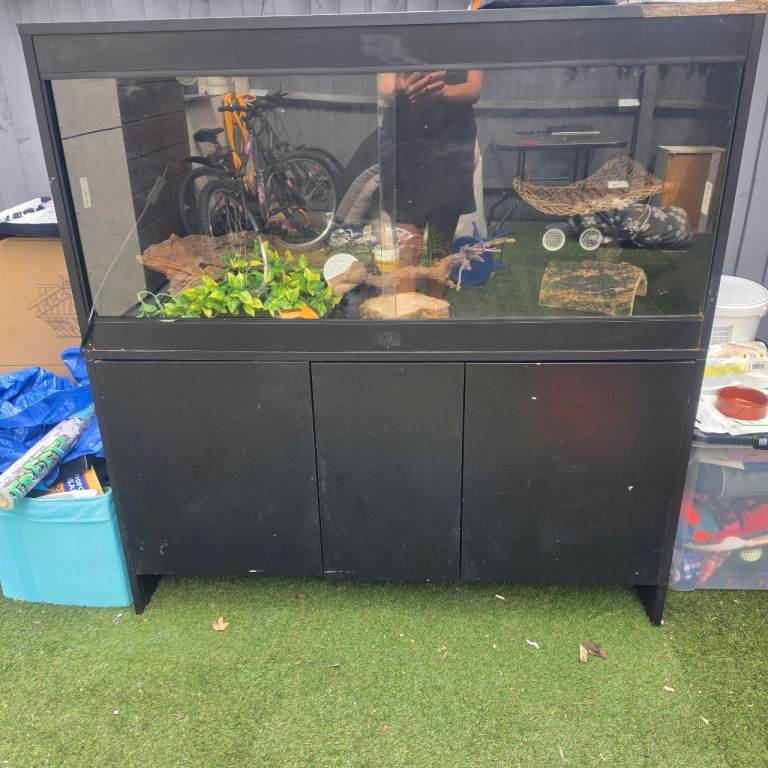 Large Black Reptile Vivarium with Storage Cabinet, GOOD Condition
