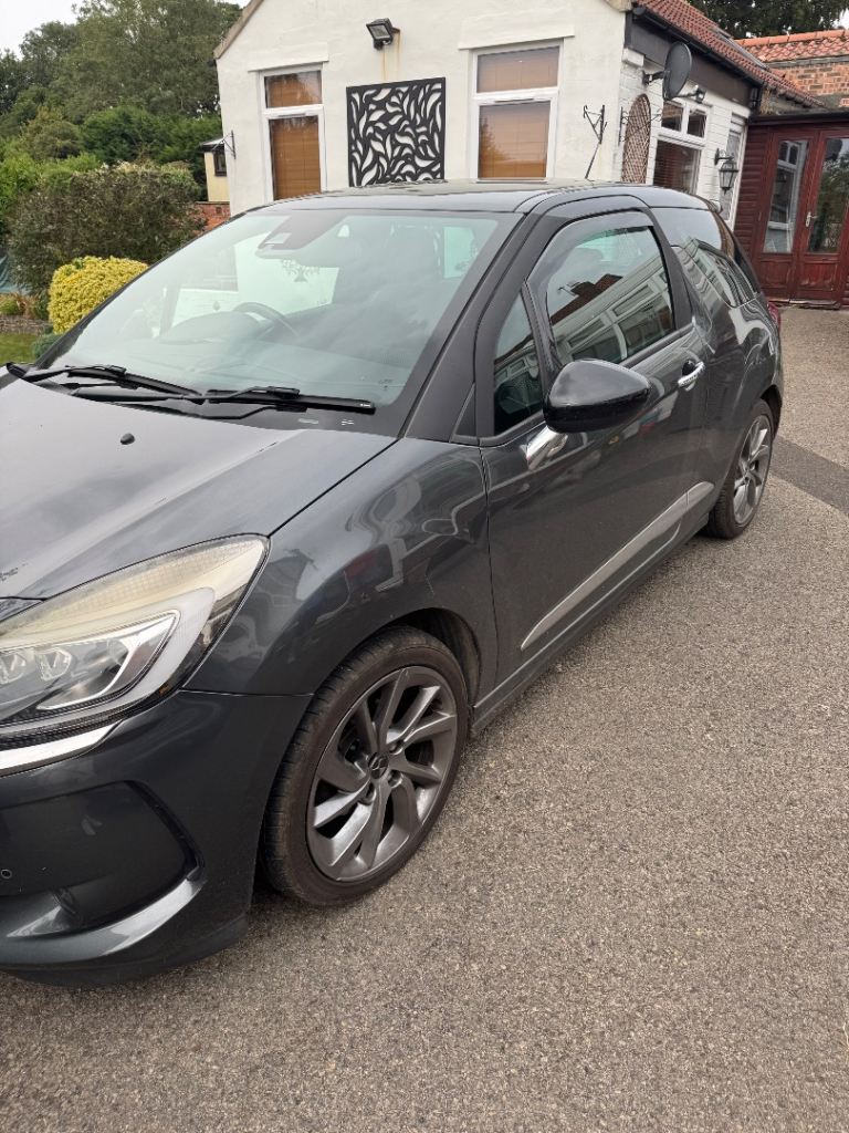 DS, DS 3, Hatchback, 2016, Manual, 1199 (cc), 3 doors