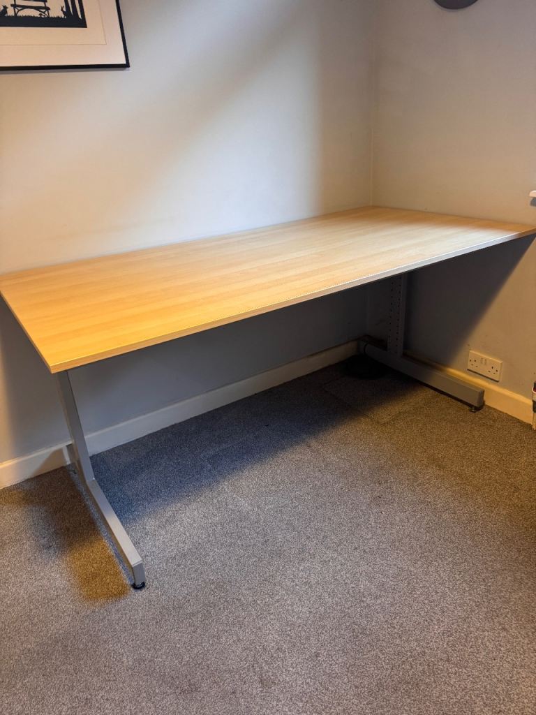 IKEA desk 160 x 80 cm, sturdy metal frame, adjustable feet, moving sale, Hove