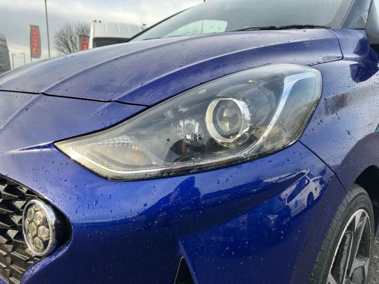 2022 Hyundai i10 1.2 MPi Premium 5dr Auto Hatchback PETROL Automatic