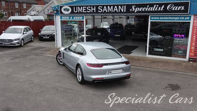 2017 Porsche Panamera 3.0 V6 4 Saloon 5dr Petrol PDK 4WD Euro 6 (s/s) (330 ps) Hatchback Petrol A...
