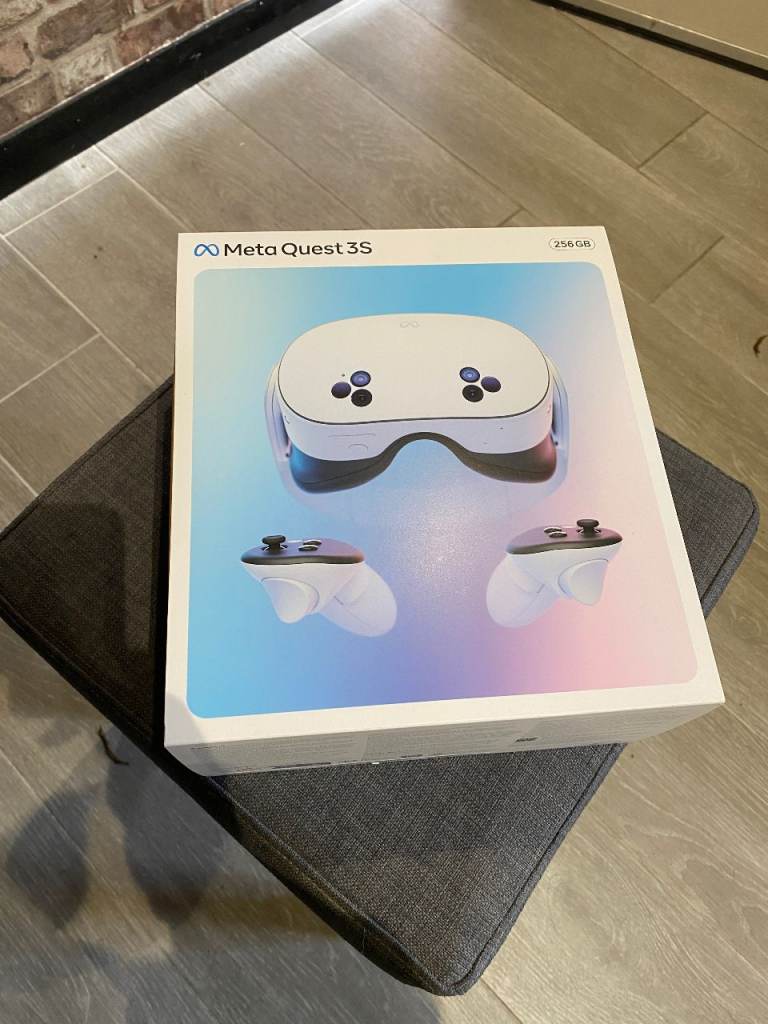 Brand New - Boxed - META Quest 3S Mixed Reality Headset - 256 GB