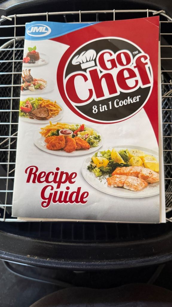 JML Go Chef 8 in 1 Cooker - Black/Red, Good Condition