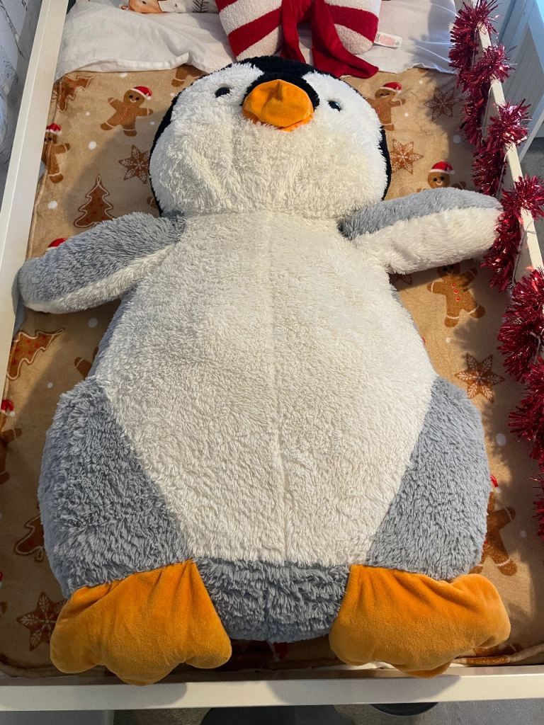 Stuffed penguin 