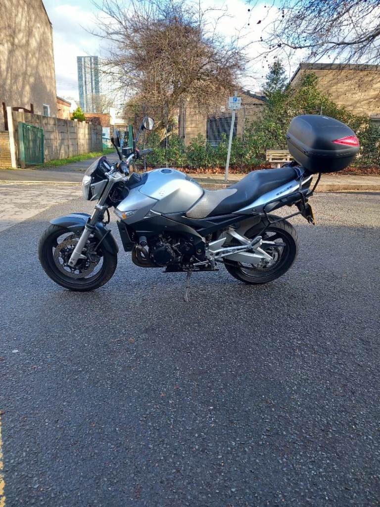 Suzuki GSR600. 2010, 599 (cc)