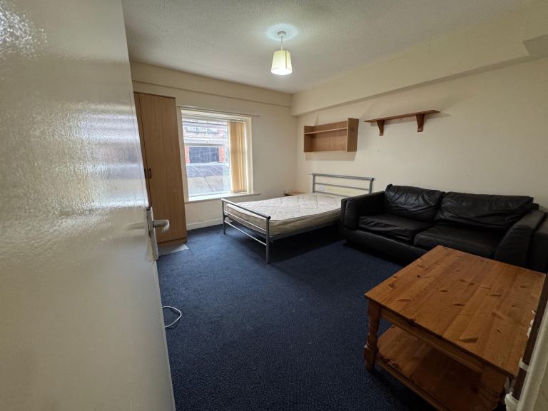 Studio Flat all bills included 