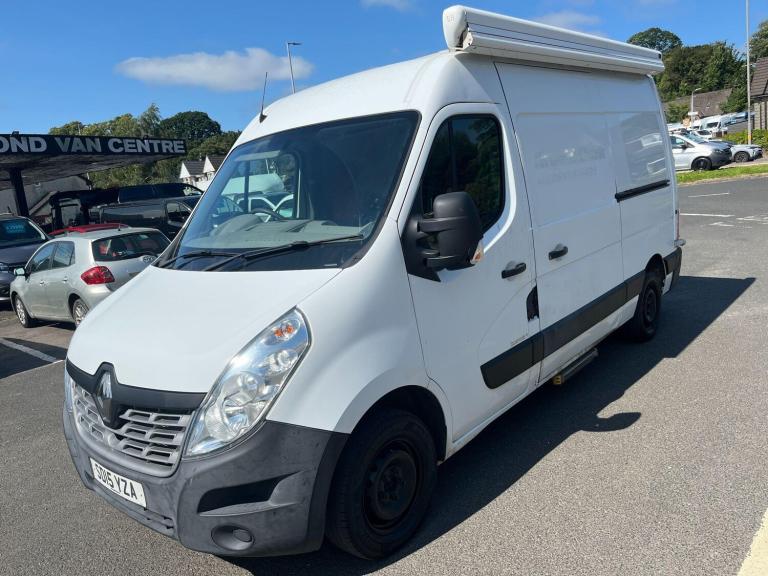 2015 Renault Master MM33dCi 110 Business+ Medium Roof Van PANEL VAN DIESEL Manual