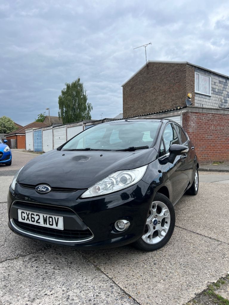 Ford, FIESTA, Hatchback, 2012, Manual, 1388 (cc), 5 doors