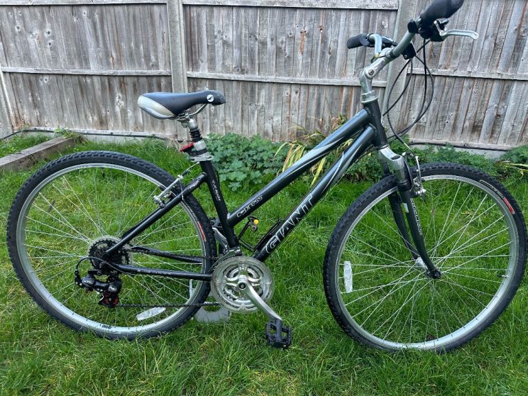 Giant Cypress women’s /girls bike