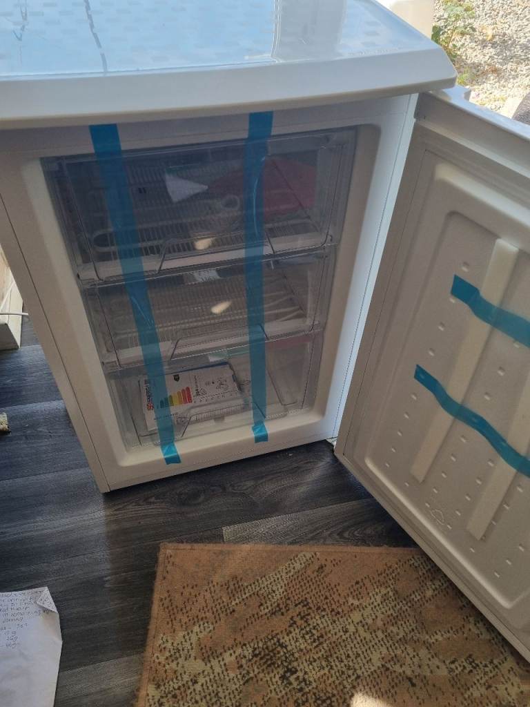 Midea Undercounter Freezer - White, Brand New with Drawers