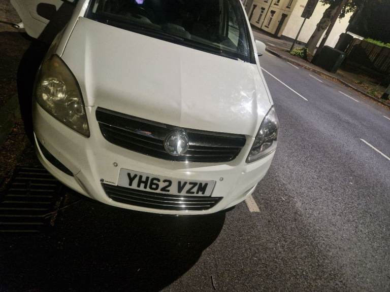 Vauxhall, ZAFIRA, MPV, 2012, Manual, 1686 (cc), 5 doors