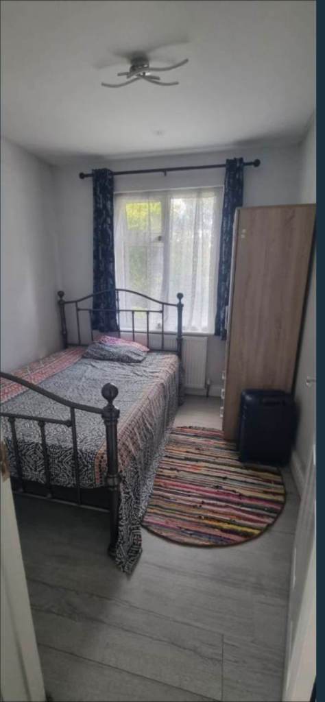 Room to Rent – Female Professional / Student