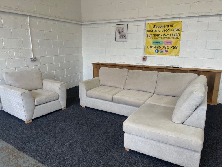 DFS orka sofa set 
